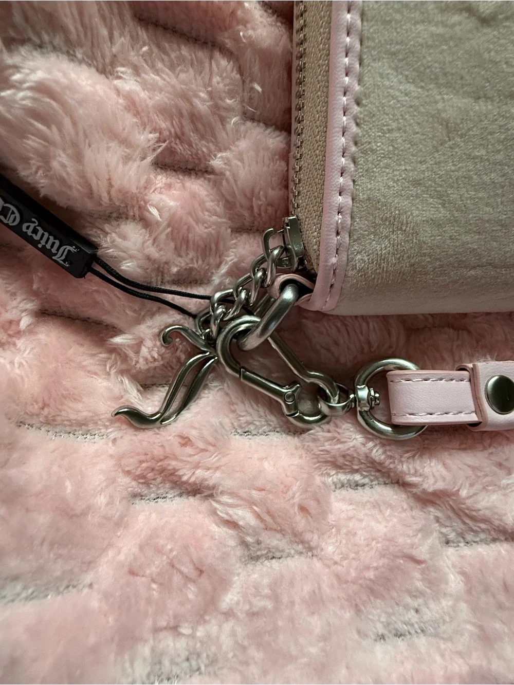 Juicy Couture UK Long Wallet Beige / Pink **Born In Glamorous USA** design! NWT! - Picture 3 of 10